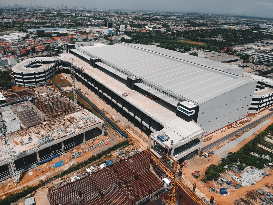 Logos Metrolink Distribution Centre