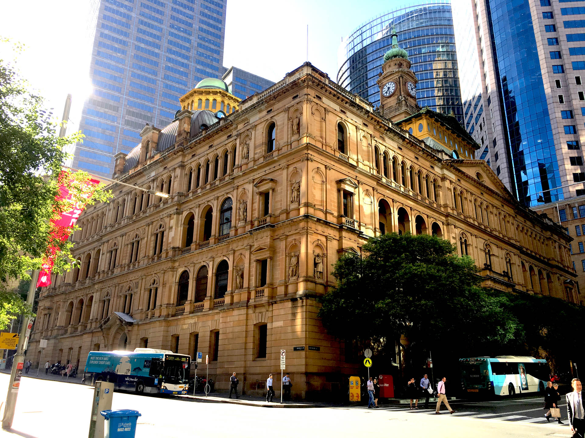 Patina-Sandstone-Precinct