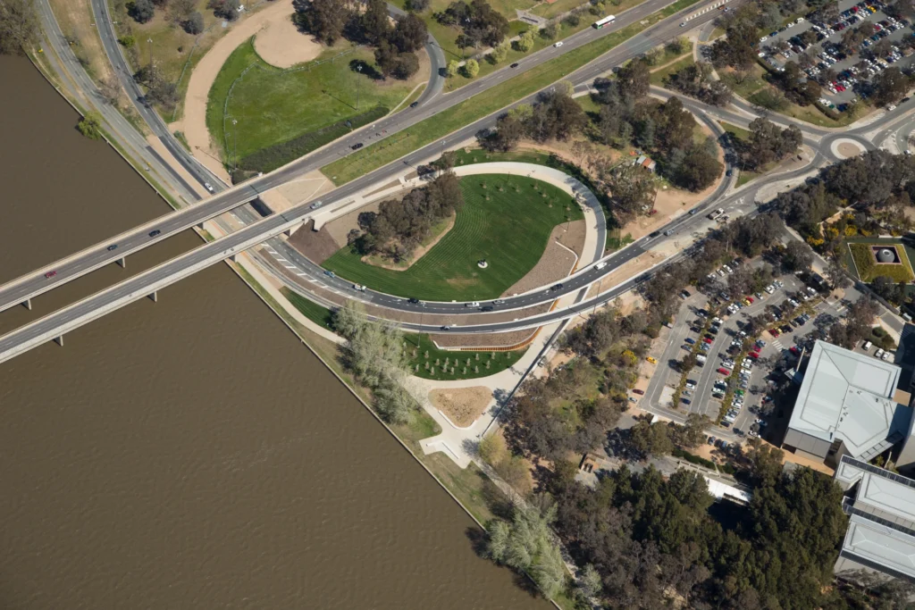 Bowen Place Crossing, engineering project by TTW