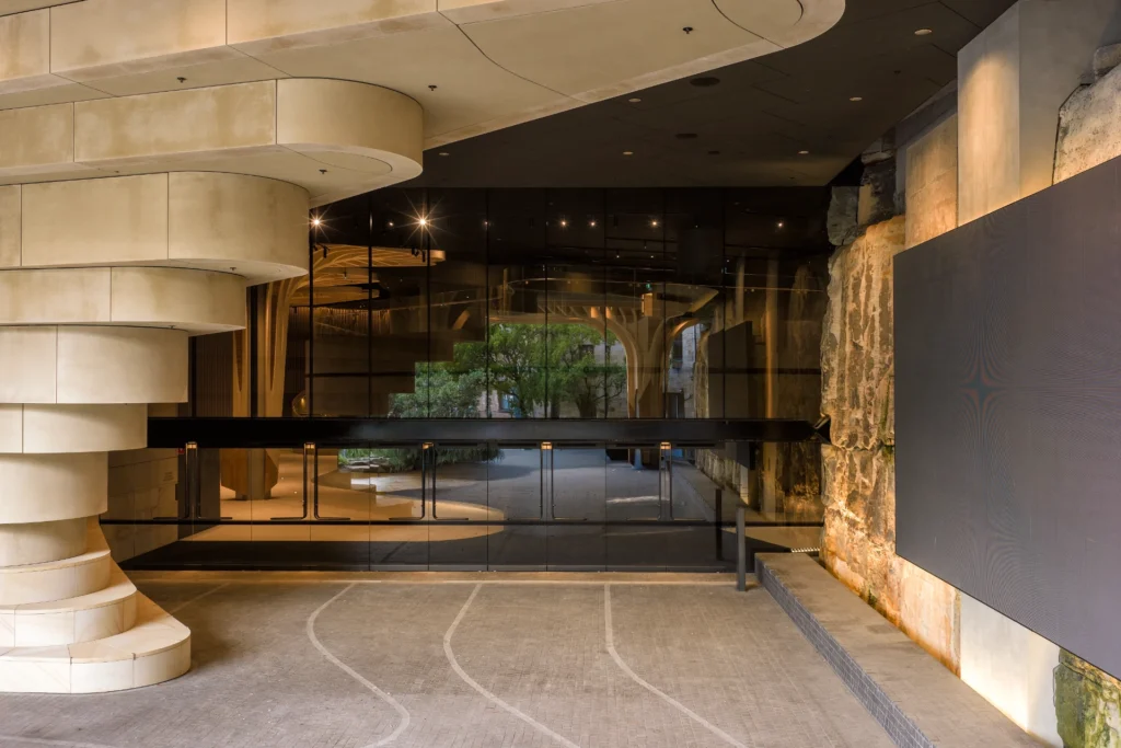 The Cutaway at Barangaroo with curved stone stair and sandstone rock wall